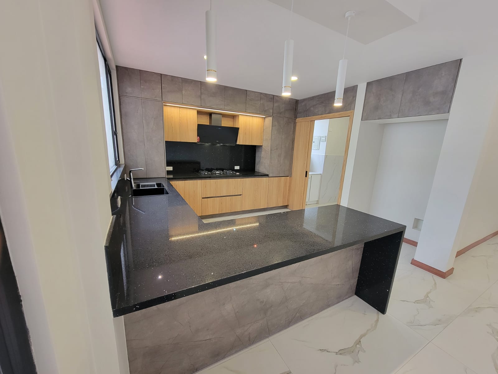 WhatsApp Image 2026-05-28 at 1.12.35 PM (19) VENDO CASA DE LUJO EN LOS CHILLOS