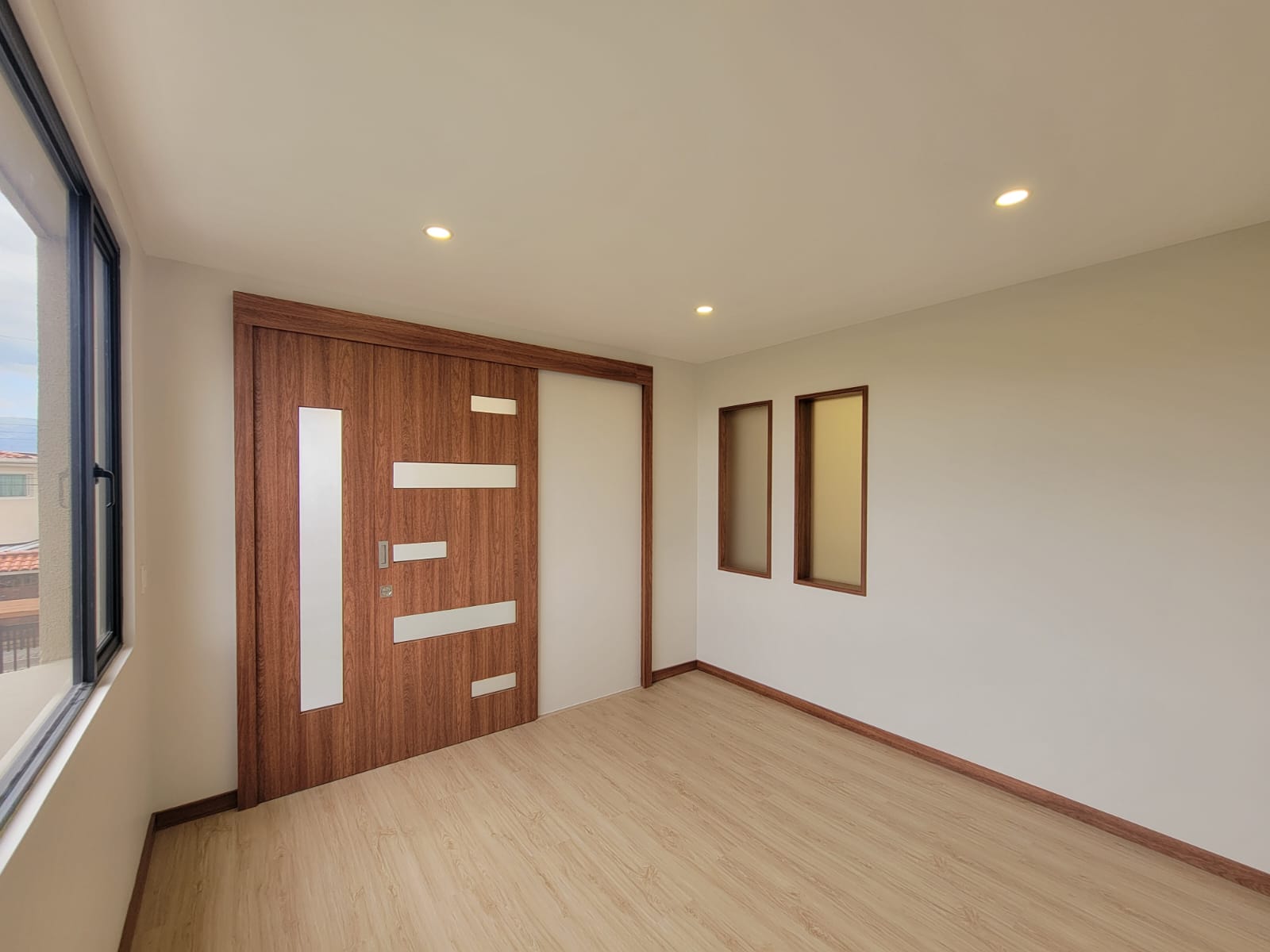 WhatsApp Image 2026-05-28 at 1.12.35 PM (8) VENDO CASA DE LUJO EN LOS CHILLOS