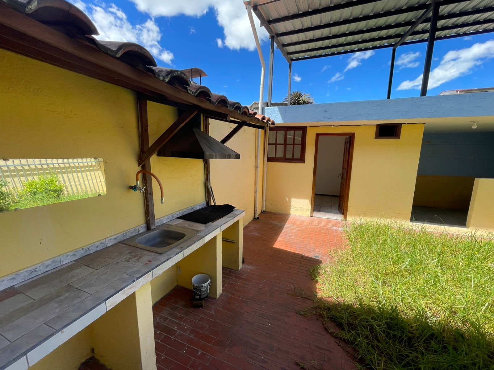 WhatsApp Image 2026-06-08 at 23.14.46 (4) Casa en Venta en Sangolquí | Conjunto Privado El Prado | 182 m² de Construcción | Excelente Ubicación